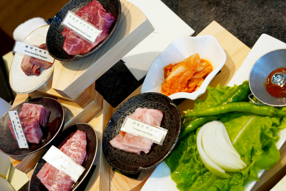 お肉